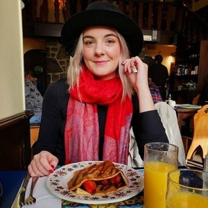 Meet your Posher, Emily